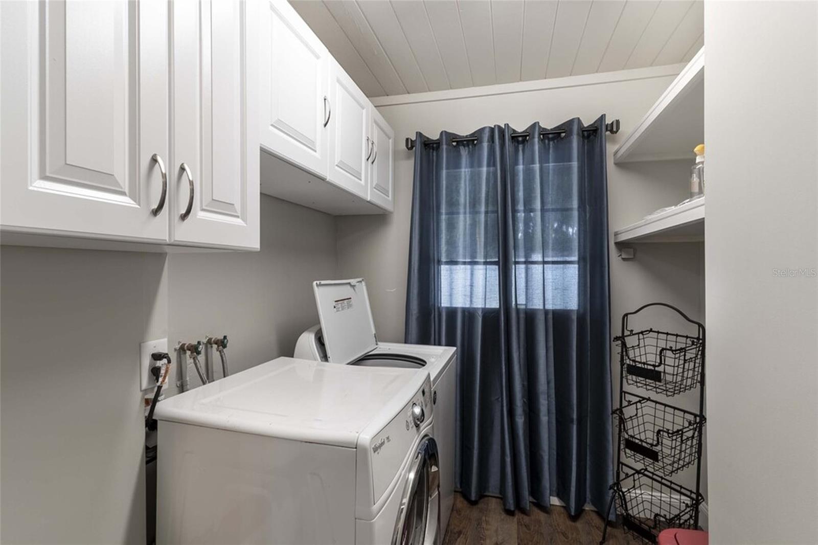 W E HUDSONS SUB - Residential