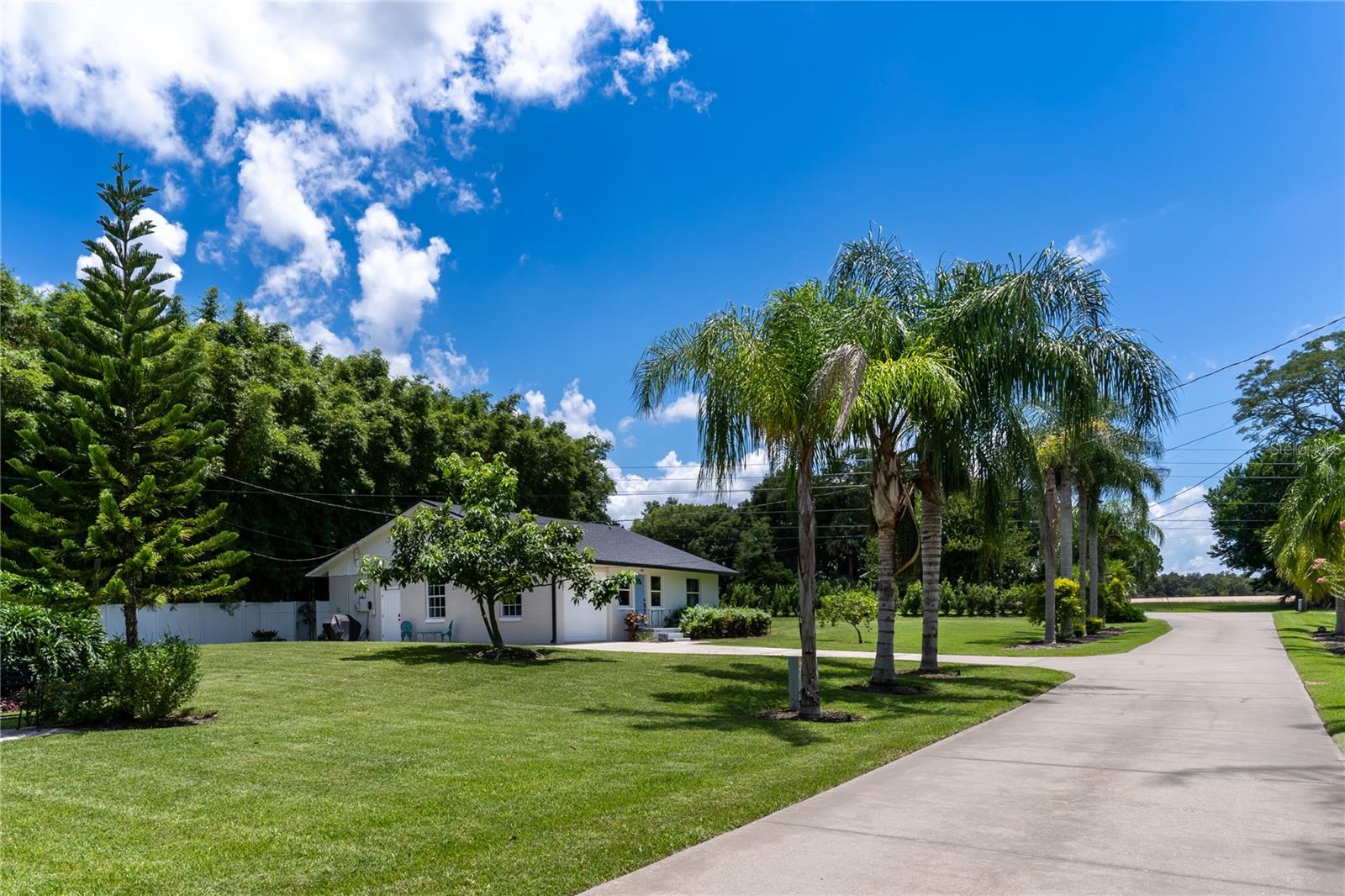 W E HUDSONS SUB - Residential