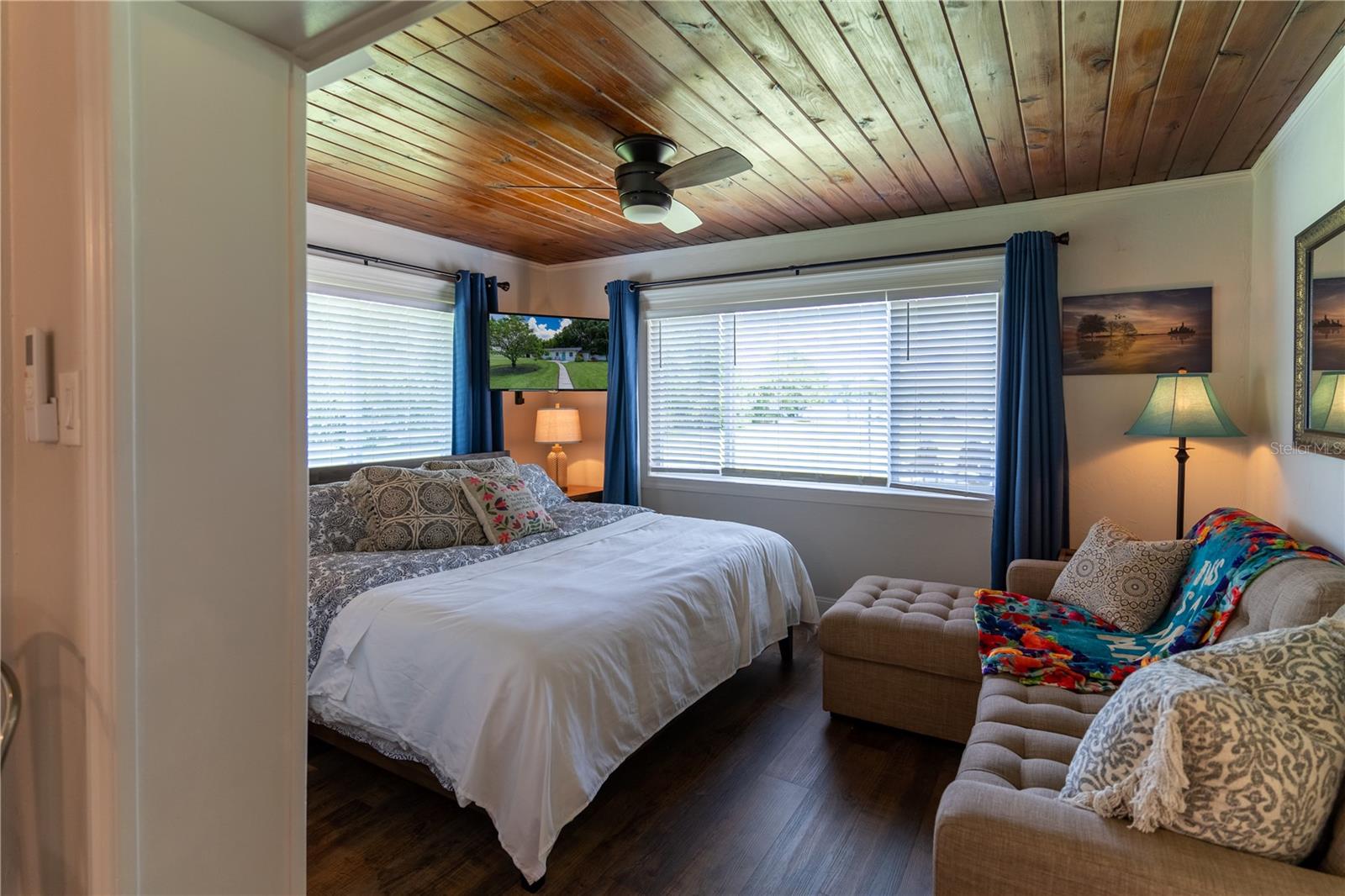 W E HUDSONS SUB - Residential