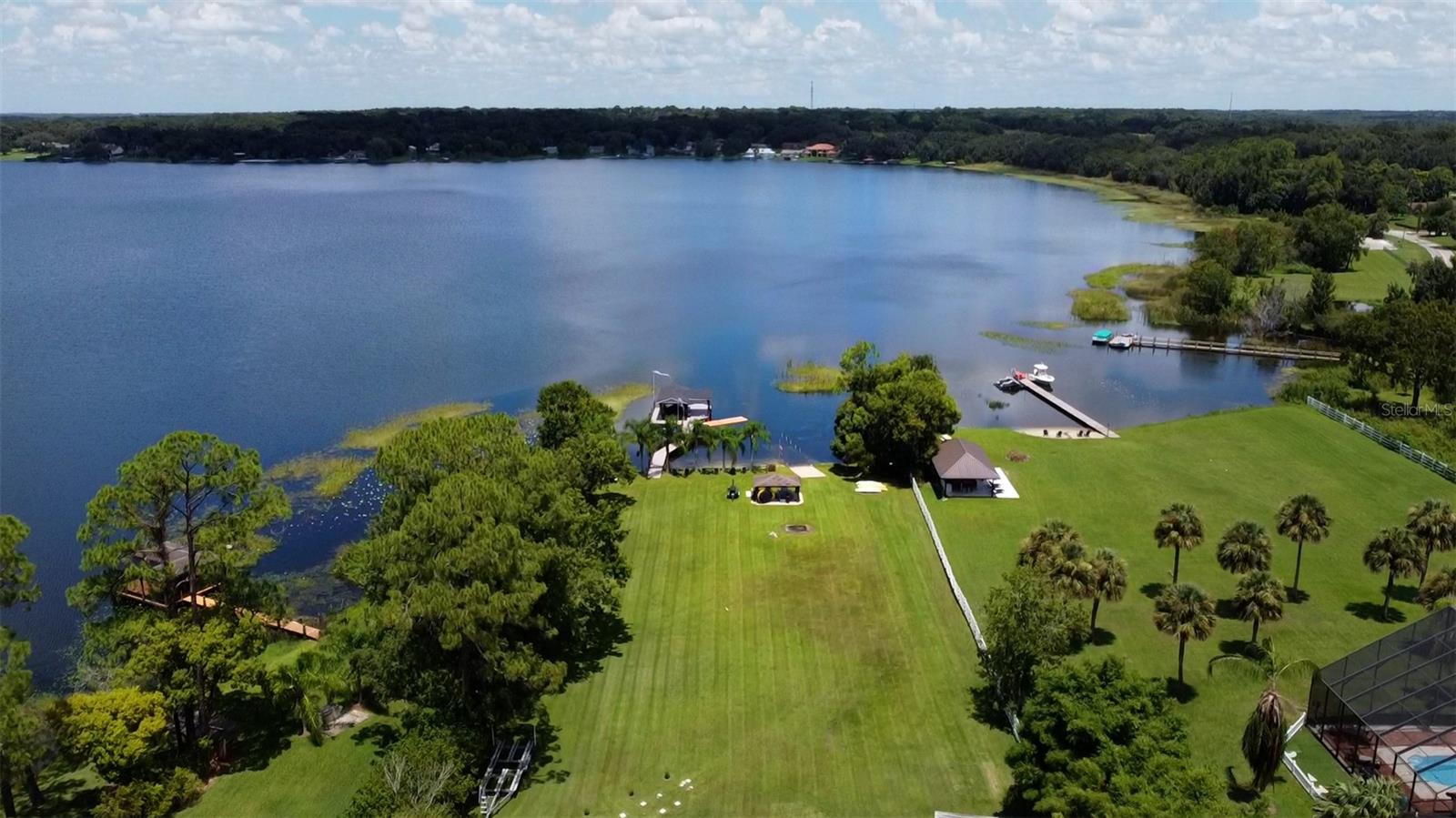 W E HUDSONS SUB - Residential