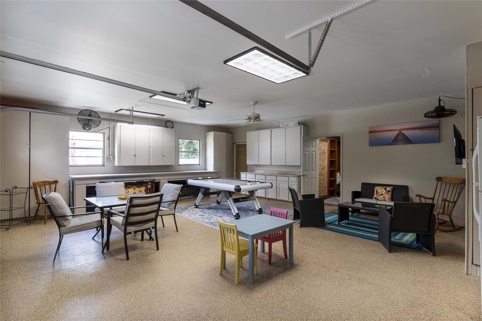 W E HUDSONS SUB - Residential