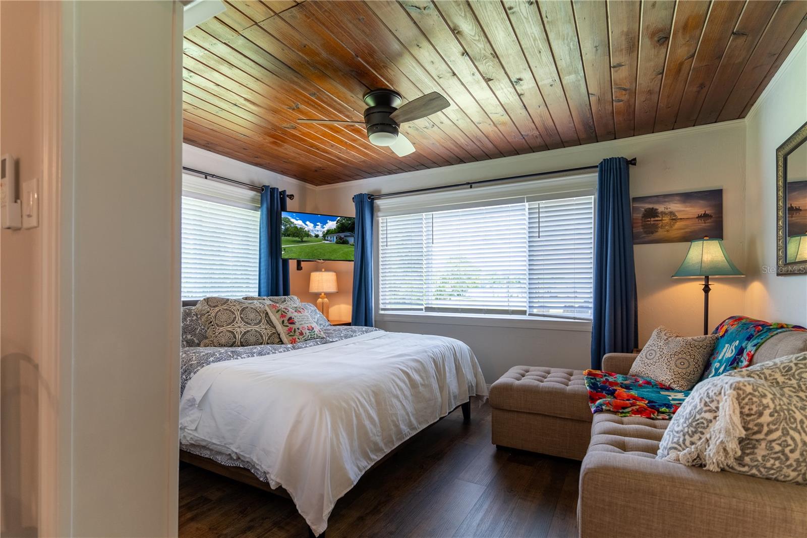 W E HUDSONS SUB - Residential