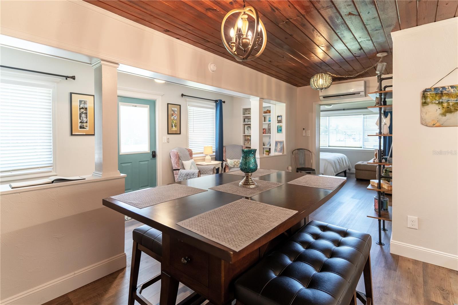 W E HUDSONS SUB - Residential