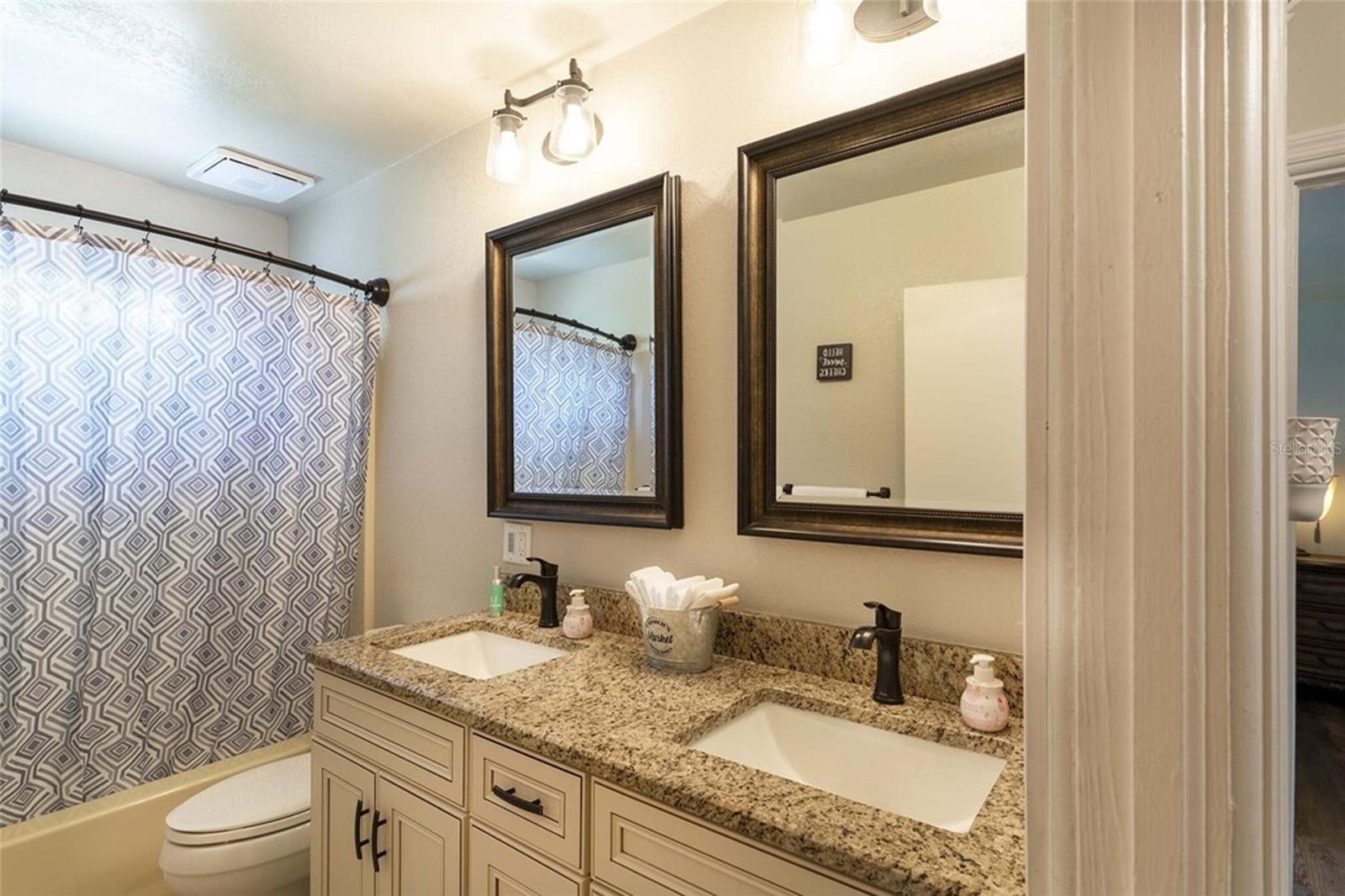 W E HUDSONS SUB - Residential