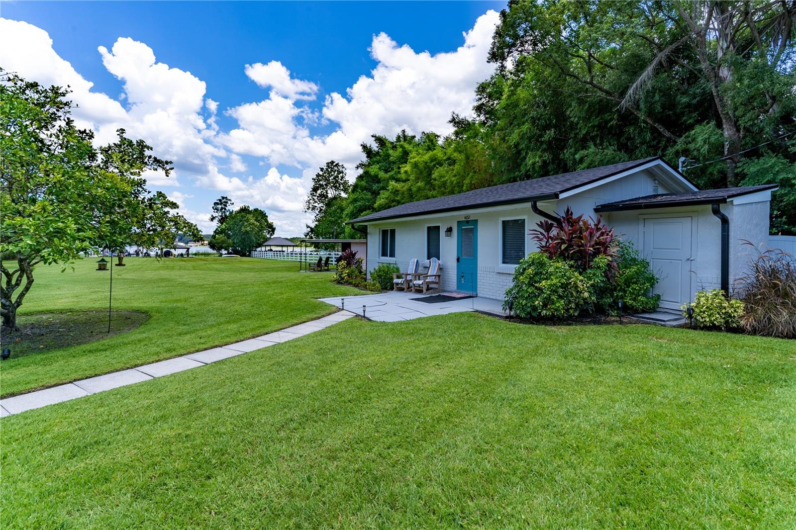 W E HUDSONS SUB - Residential