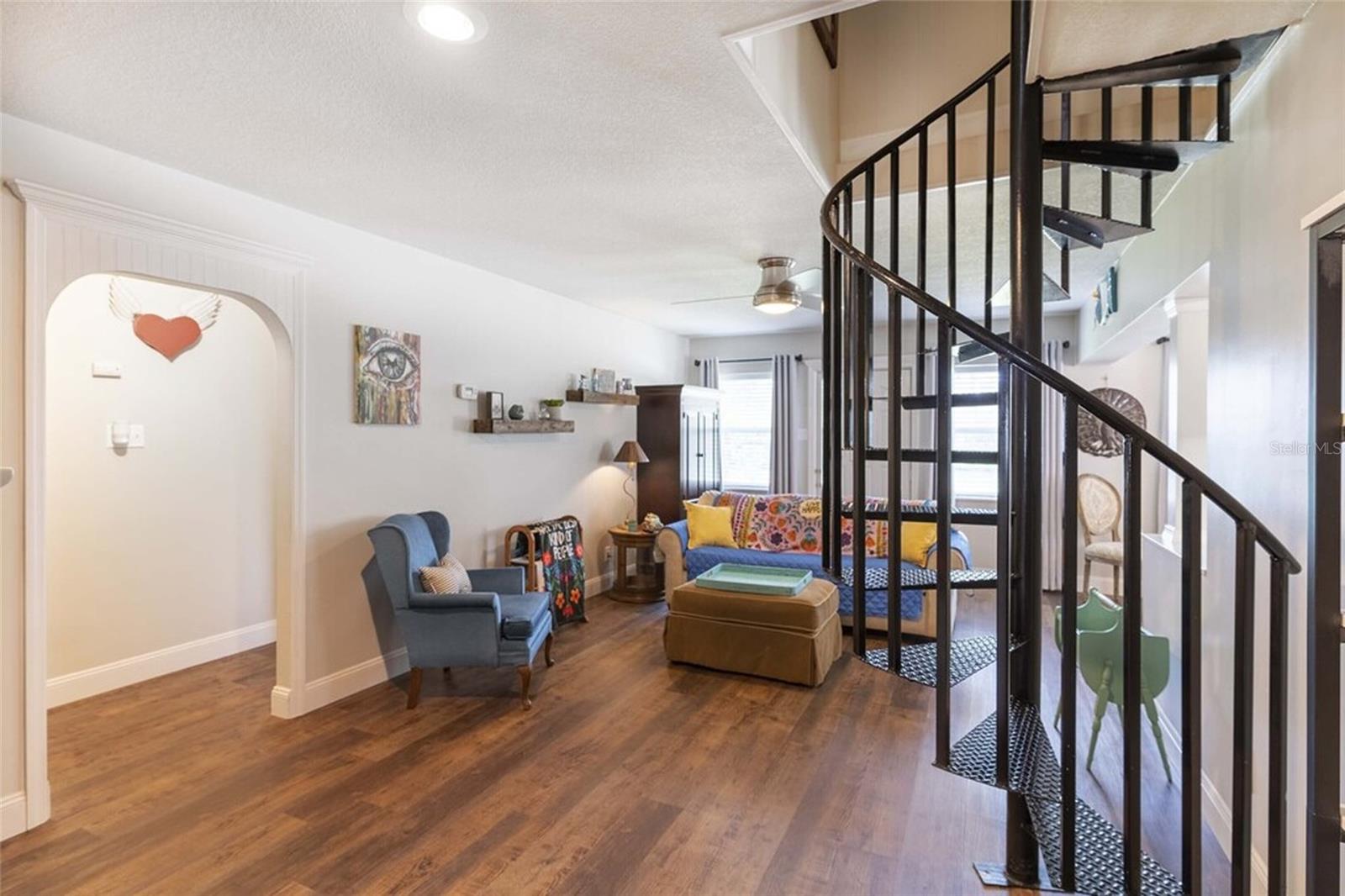 W E HUDSONS SUB - Residential