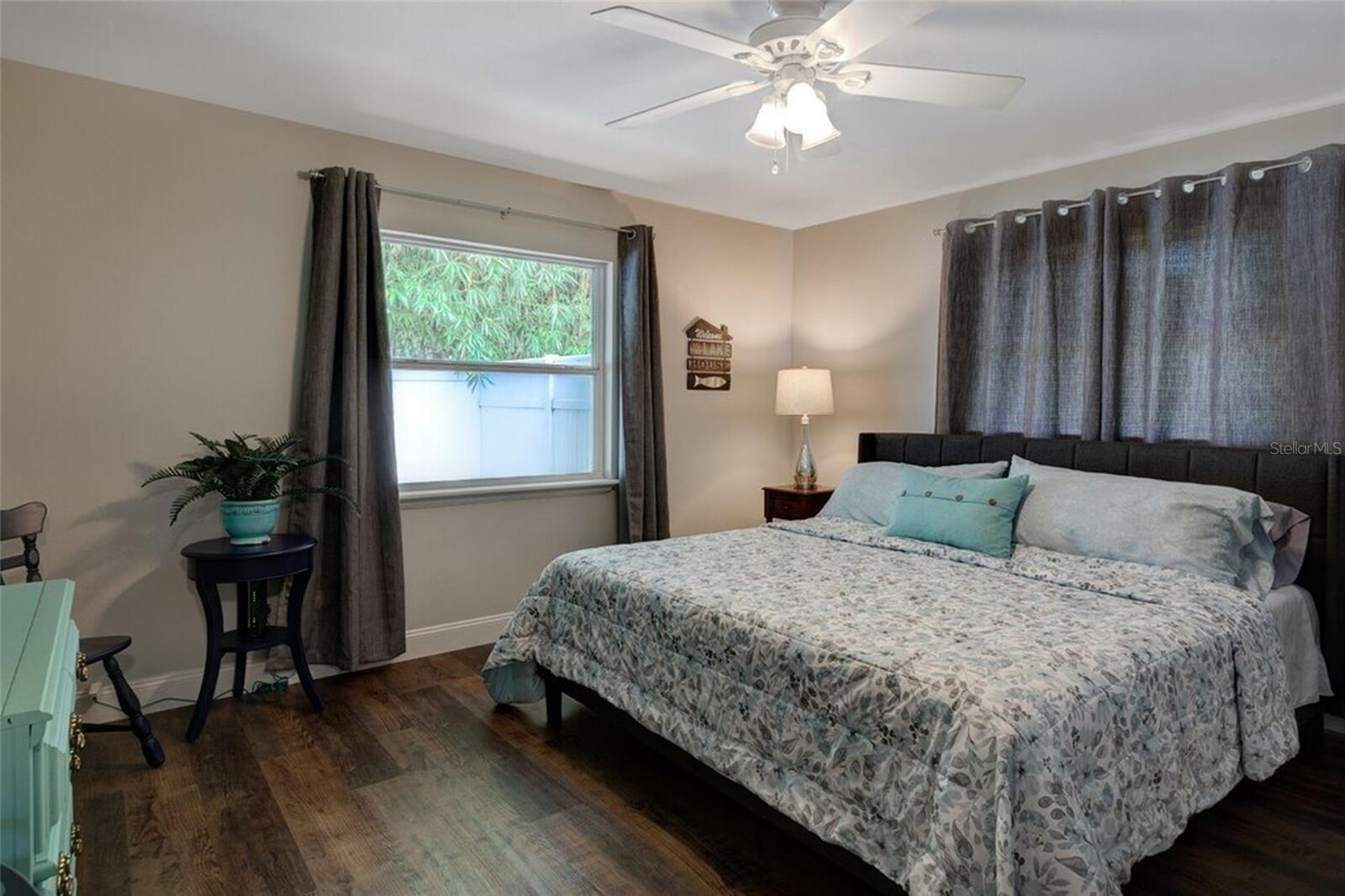 W E HUDSONS SUB - Residential