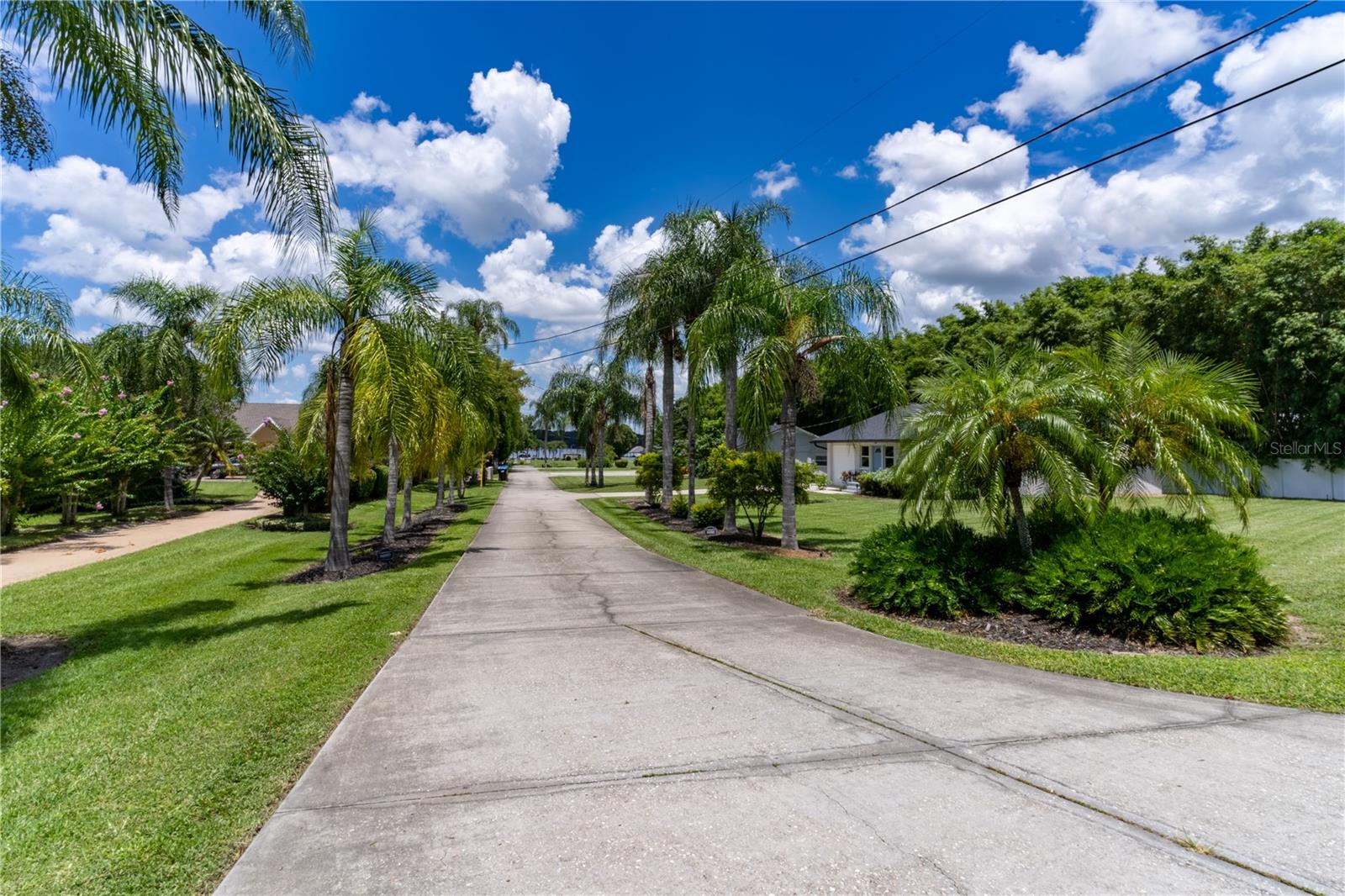 W E HUDSONS SUB - Residential