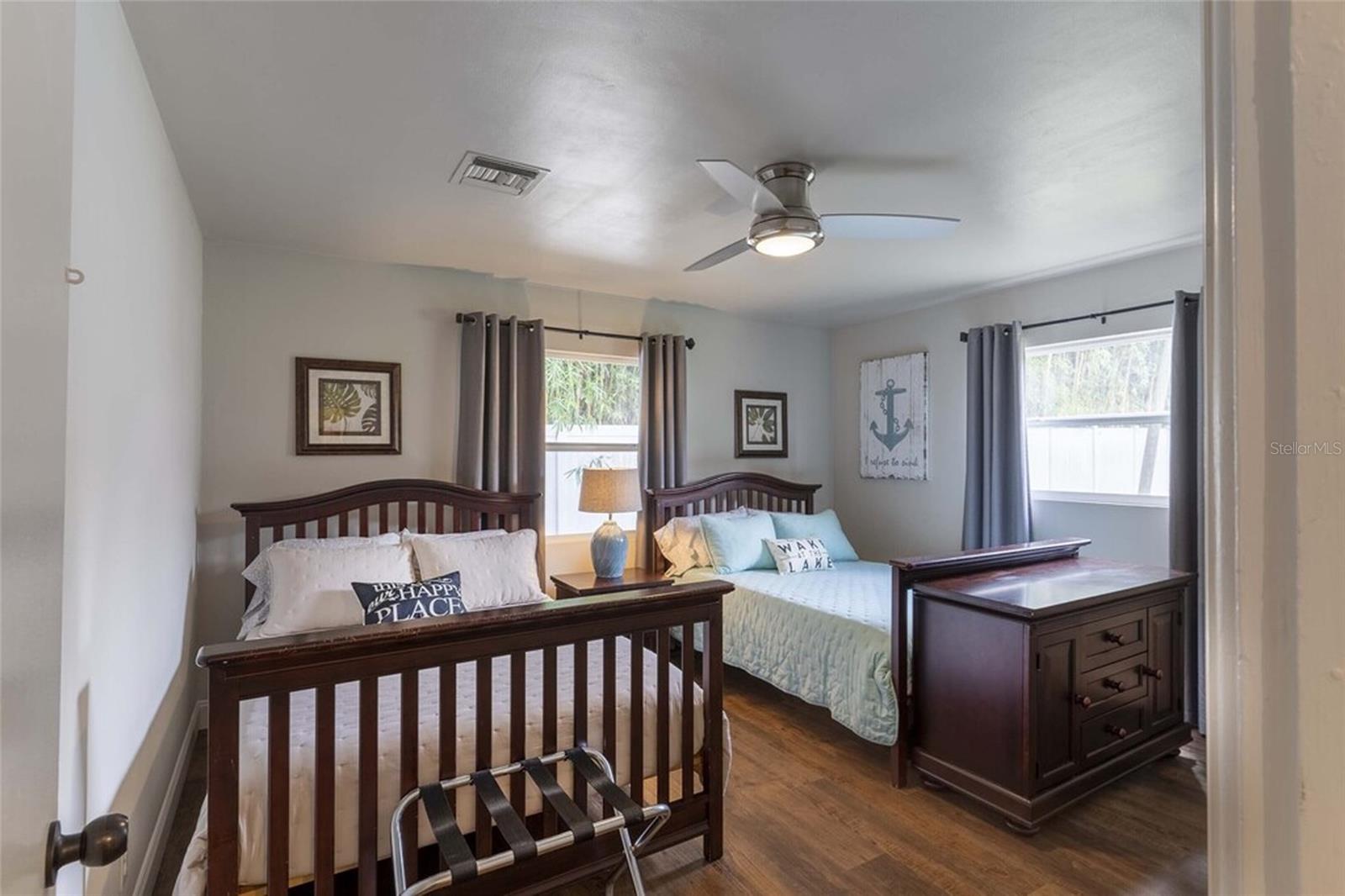 W E HUDSONS SUB - Residential