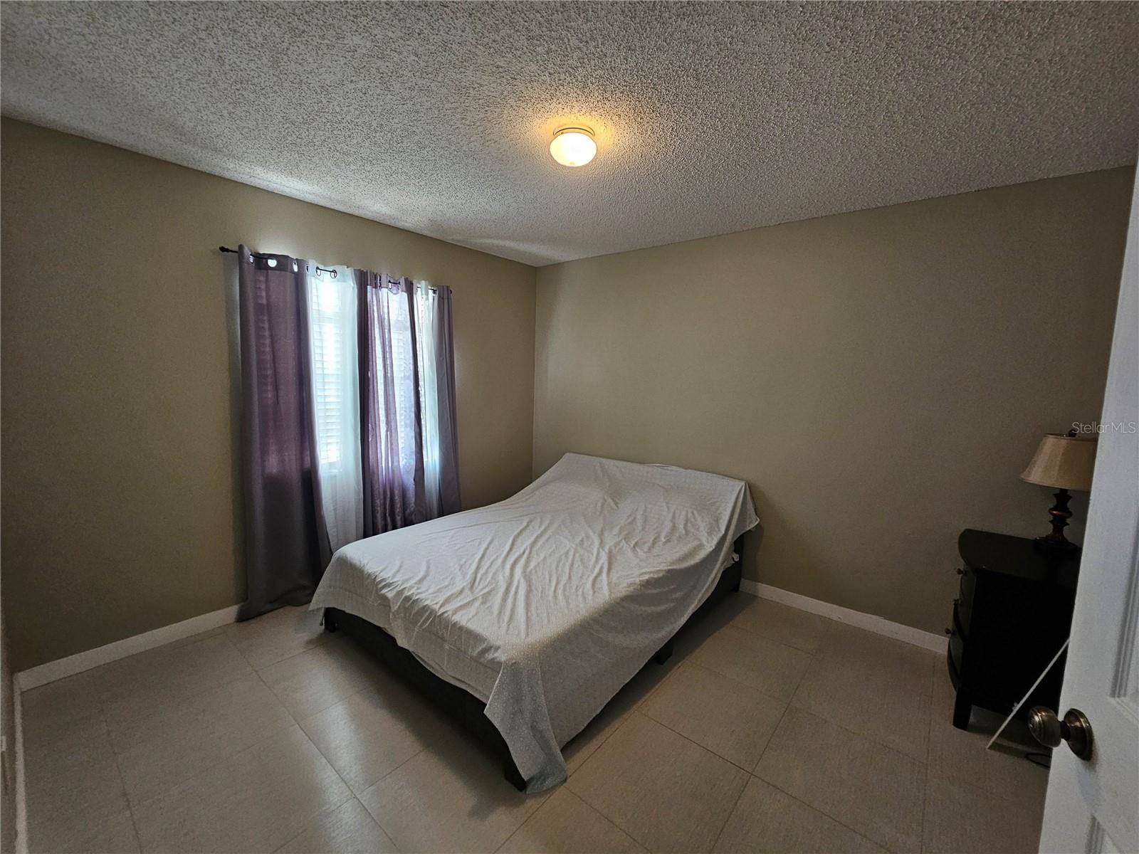 FEATHER TREE - Residential