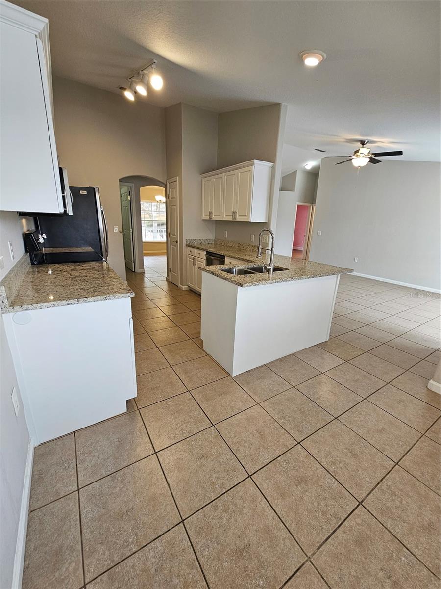 WESTLAKE COLONY - Residential Lease