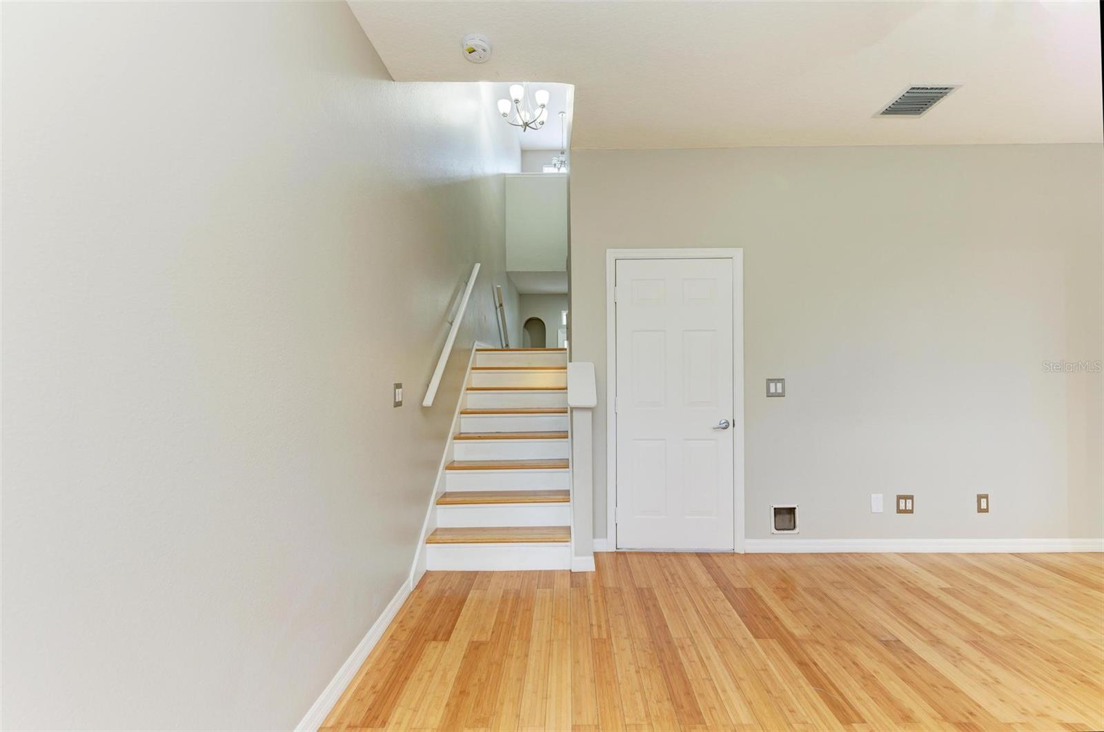 BAYSHORE POINTE TWNHMS PHAS - Residential Lease