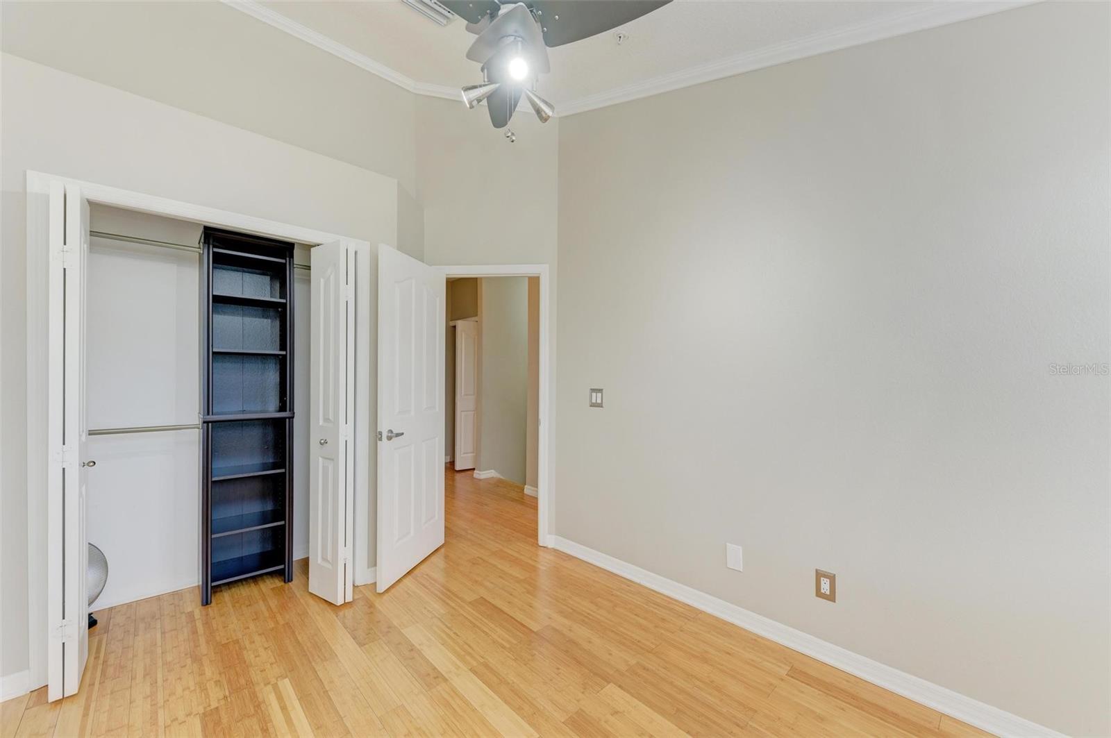 BAYSHORE POINTE TWNHMS PHAS - Residential Lease