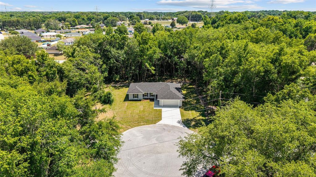 Photo of 4 Pecan Course Pl, Ocala, FL 34472 (MLS # OM724377)