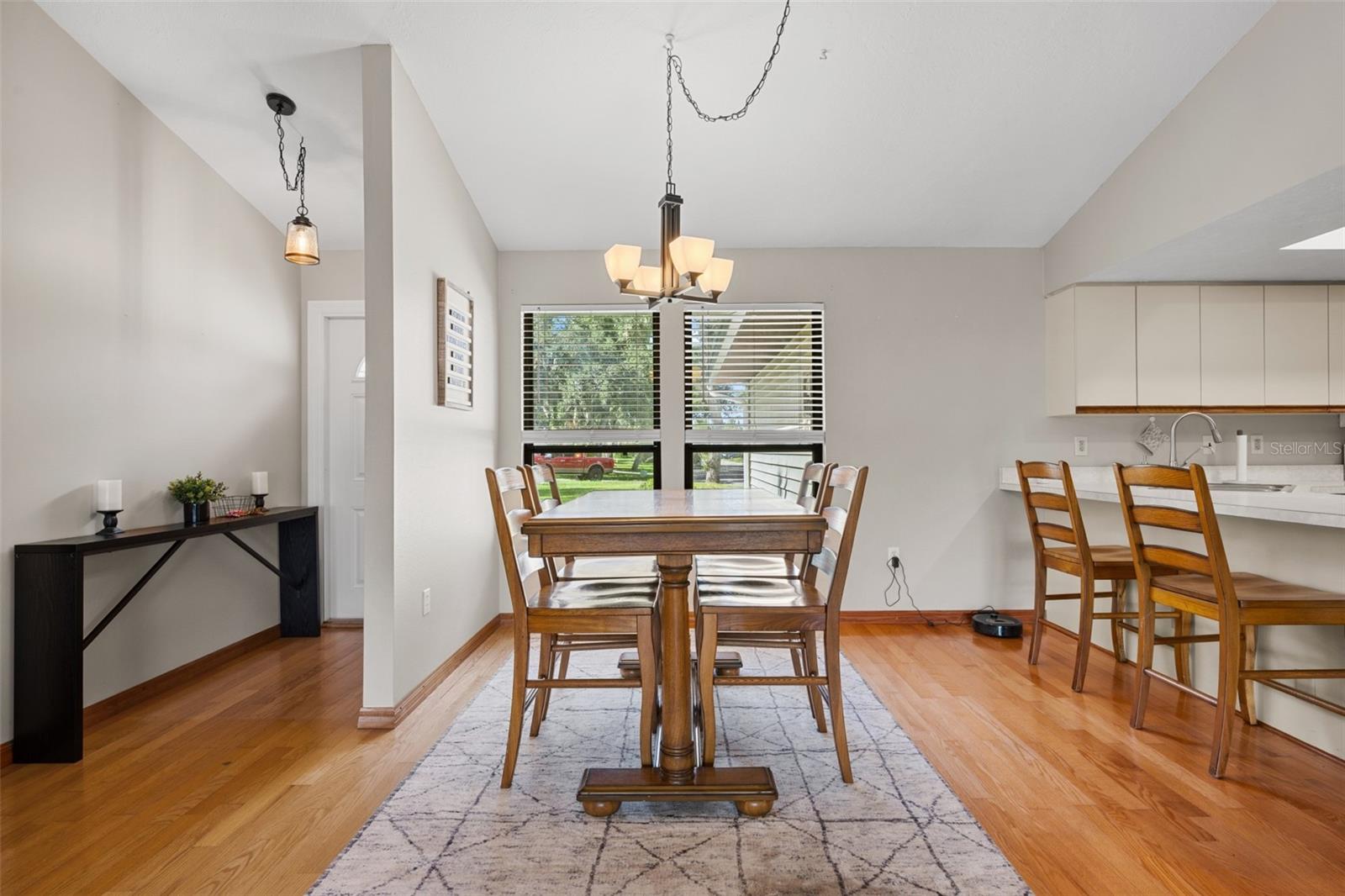 8012 LAKE DRIVE, PALMETTO, FL, 34221 4 8012 LAKE DRIVE
