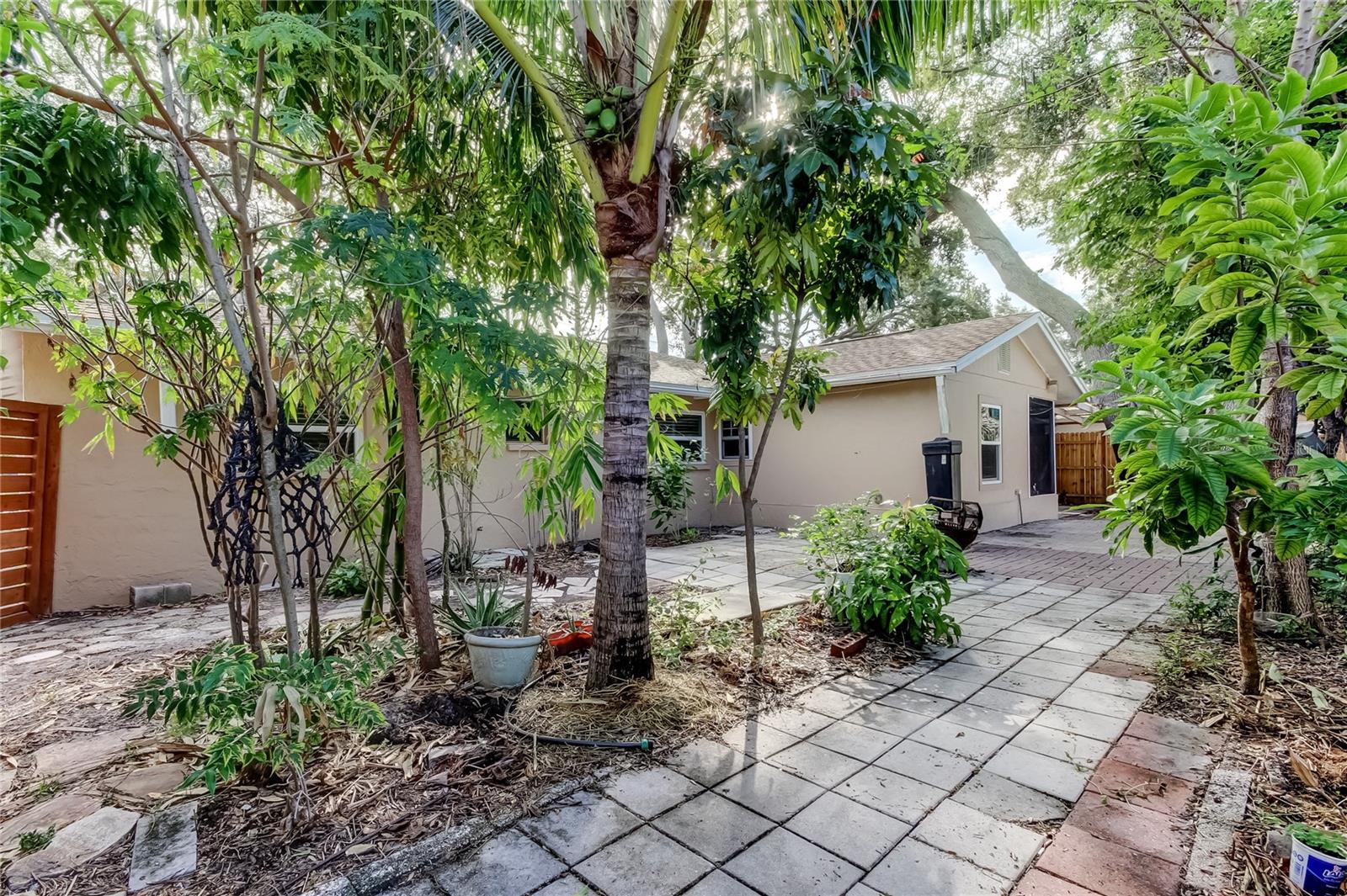 BONNIE BAY COUNTRY CLUB ESTATES-PHASE 5 - Residential