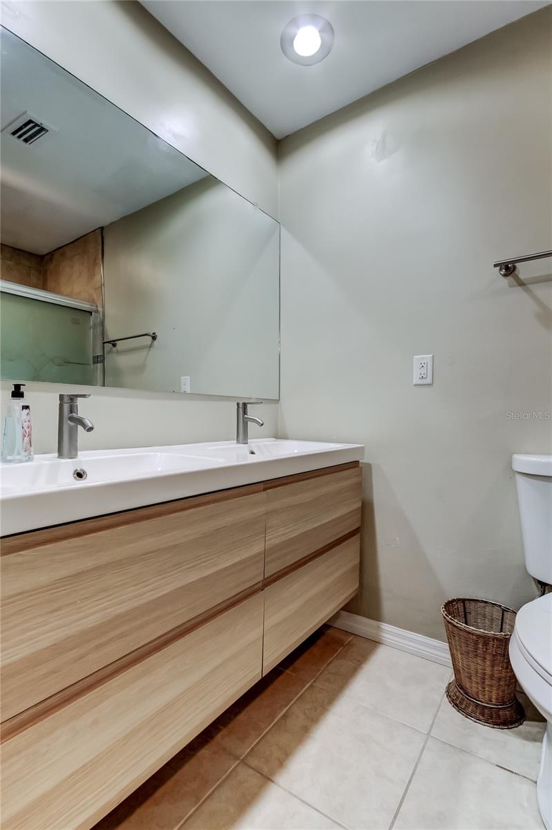 BONNIE BAY COUNTRY CLUB ESTATES-PHASE 5 - Residential