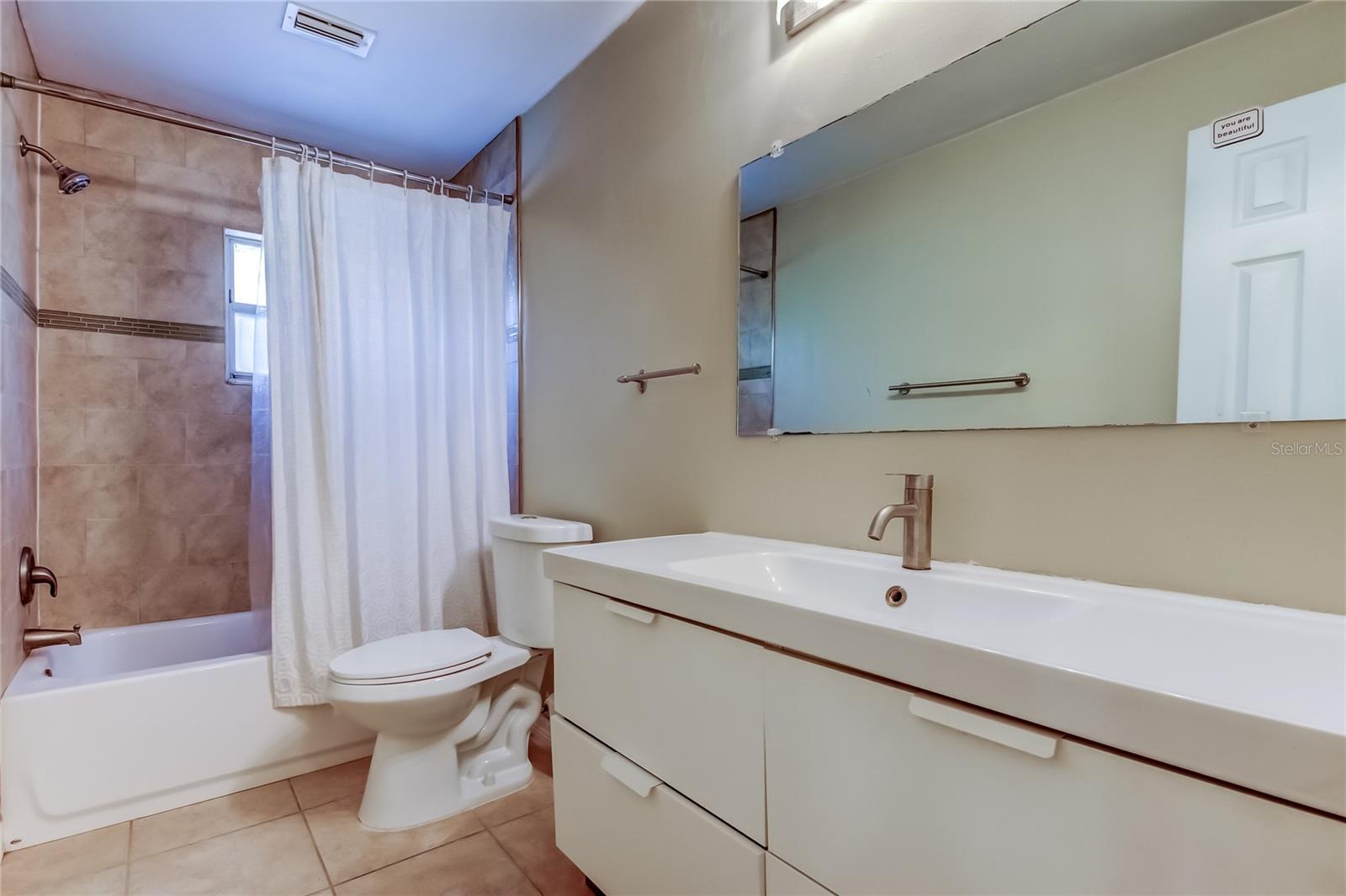 BONNIE BAY COUNTRY CLUB ESTATES-PHASE 5 - Residential