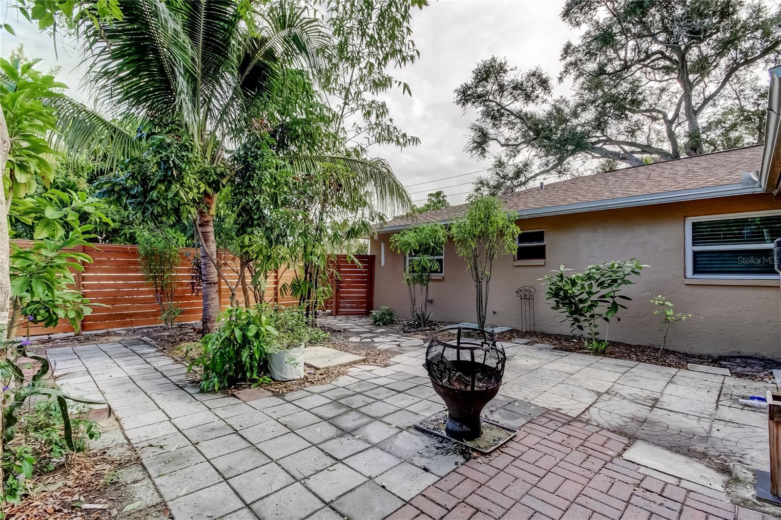 BONNIE BAY COUNTRY CLUB ESTATES-PHASE 5 - Residential