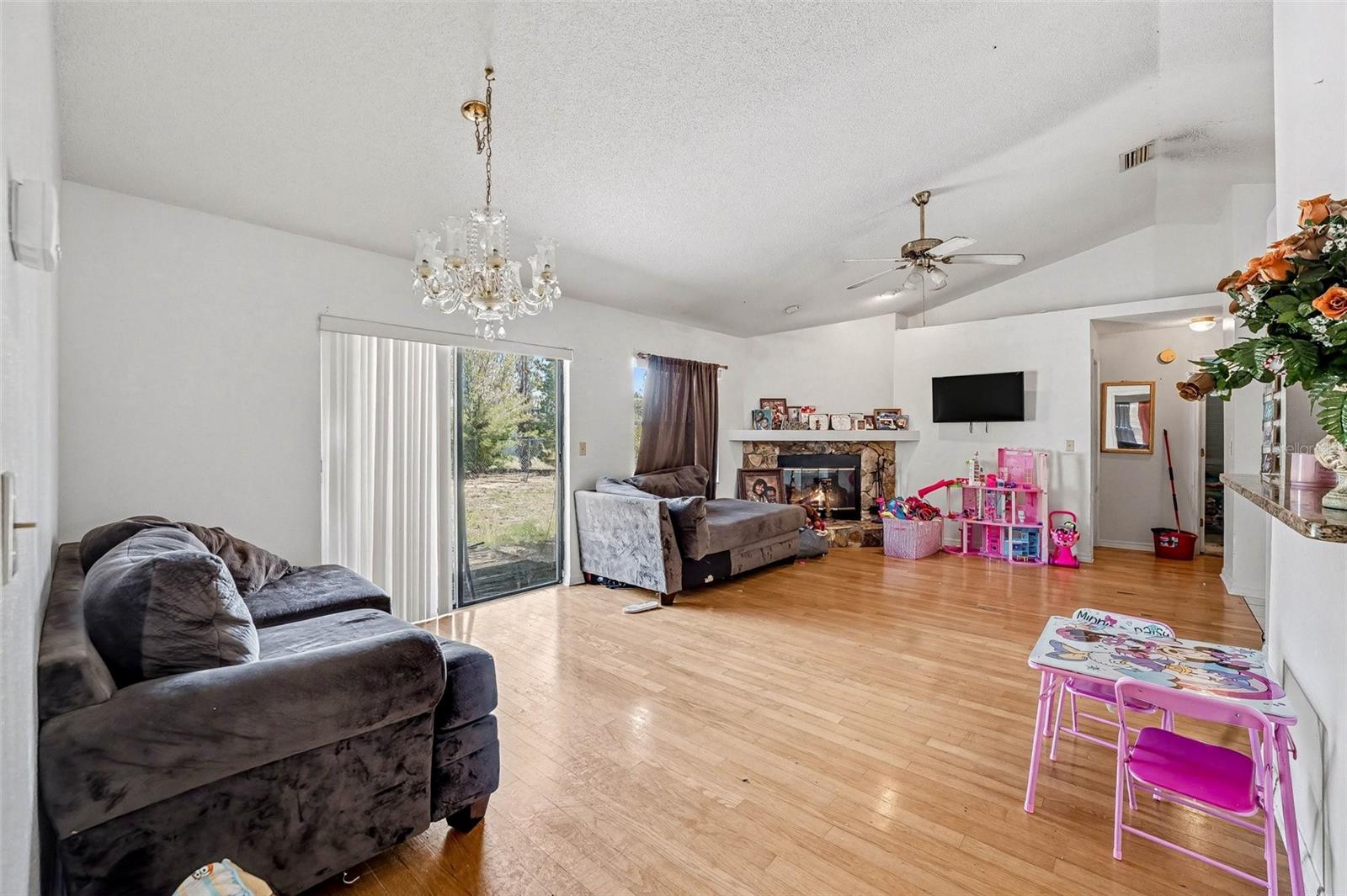 NORTH POINTE PH 01 - Residential