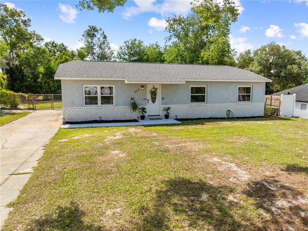 Photo of 463 Chestnut Court, Deltona, FL 32725 (MLS # S5151452)