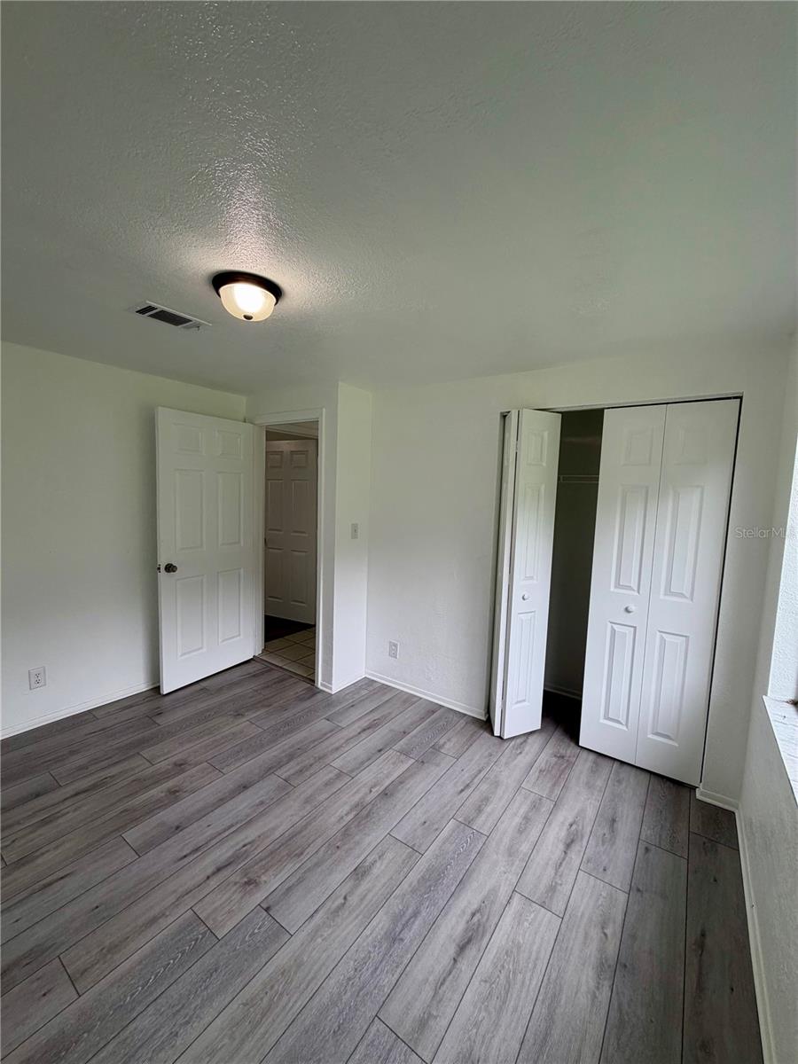 OCALA PARK ESTATE - Residential Lease