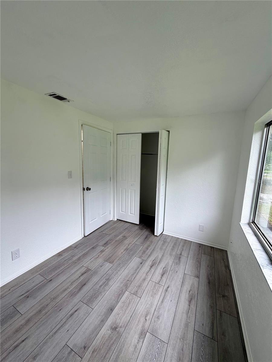 OCALA PARK ESTATE - Residential Lease