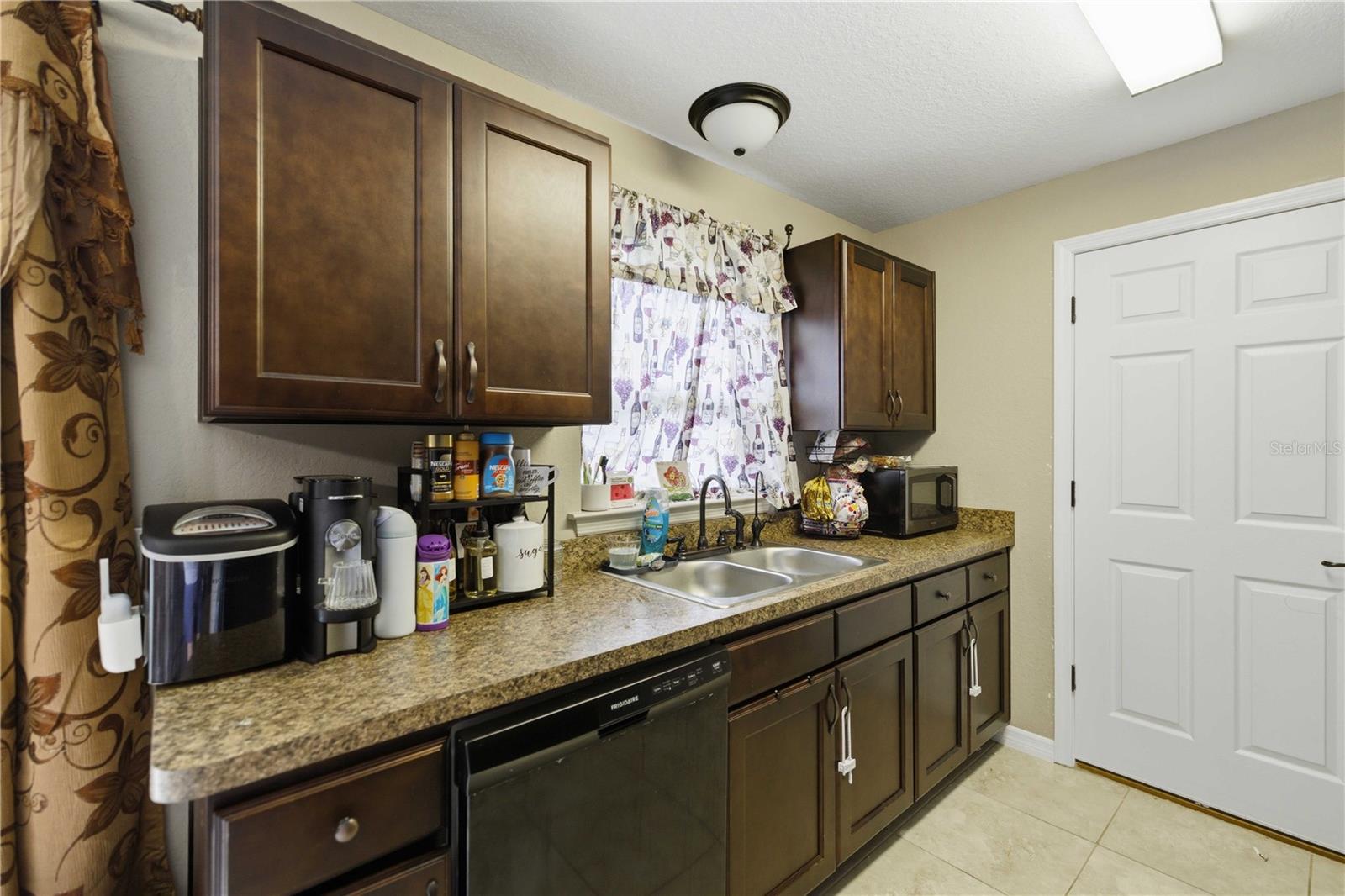 BELLEVIEW HEIGHTS ESTATE - Residential
