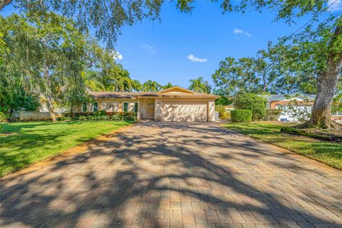 Photo of 5473 97th Way N, St Petersburg, FL 33708 (MLS # TB8467916)