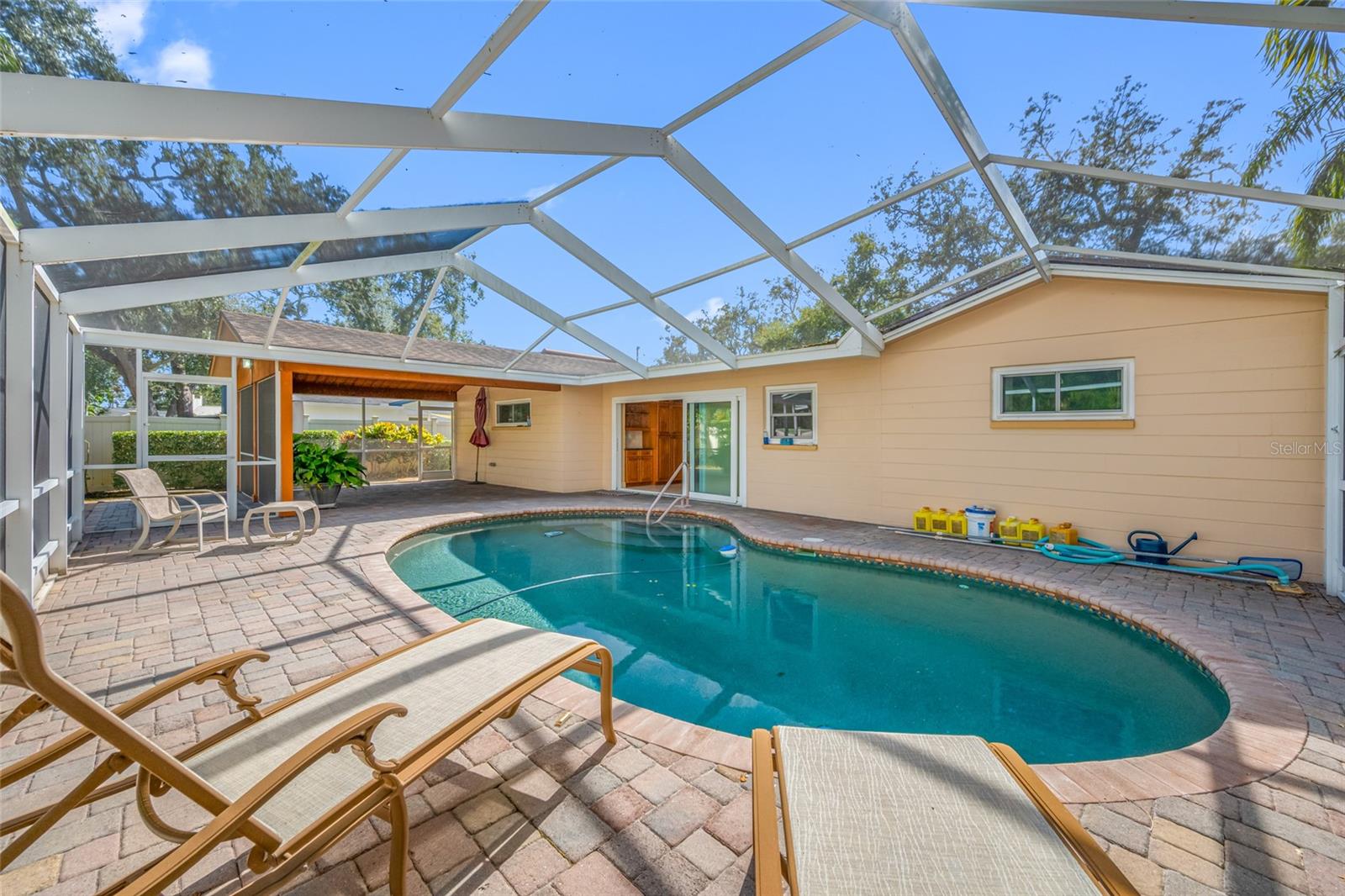 BAY PINES ESTATES - Residential