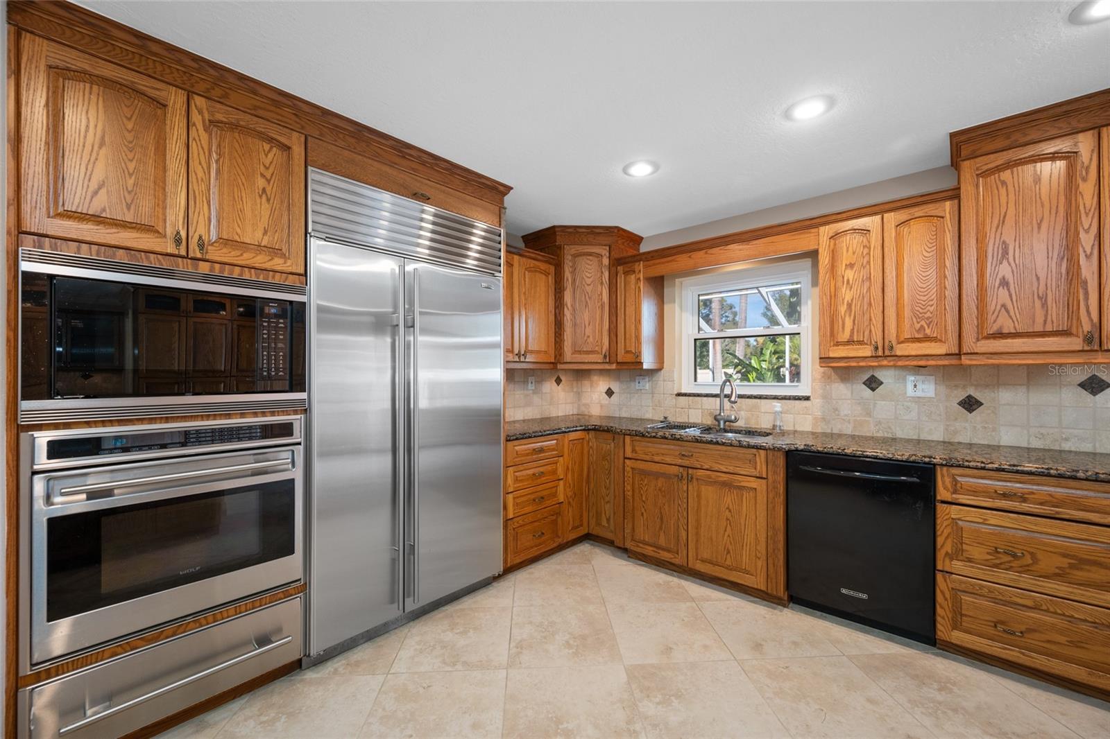 BAY PINES ESTATES - Residential