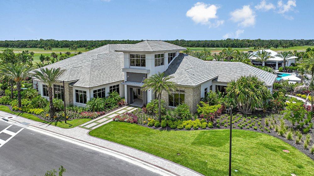 AZARIO ESPLANADE - Residential