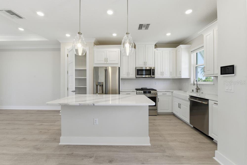 AZARIO ESPLANADE - Residential