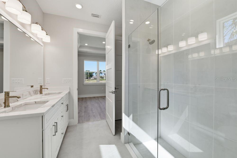 AZARIO ESPLANADE - Residential