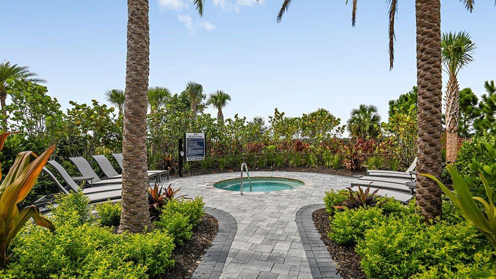AZARIO ESPLANADE - Residential