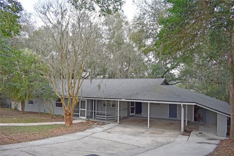 A home in KEYSTONE HEIGHTS