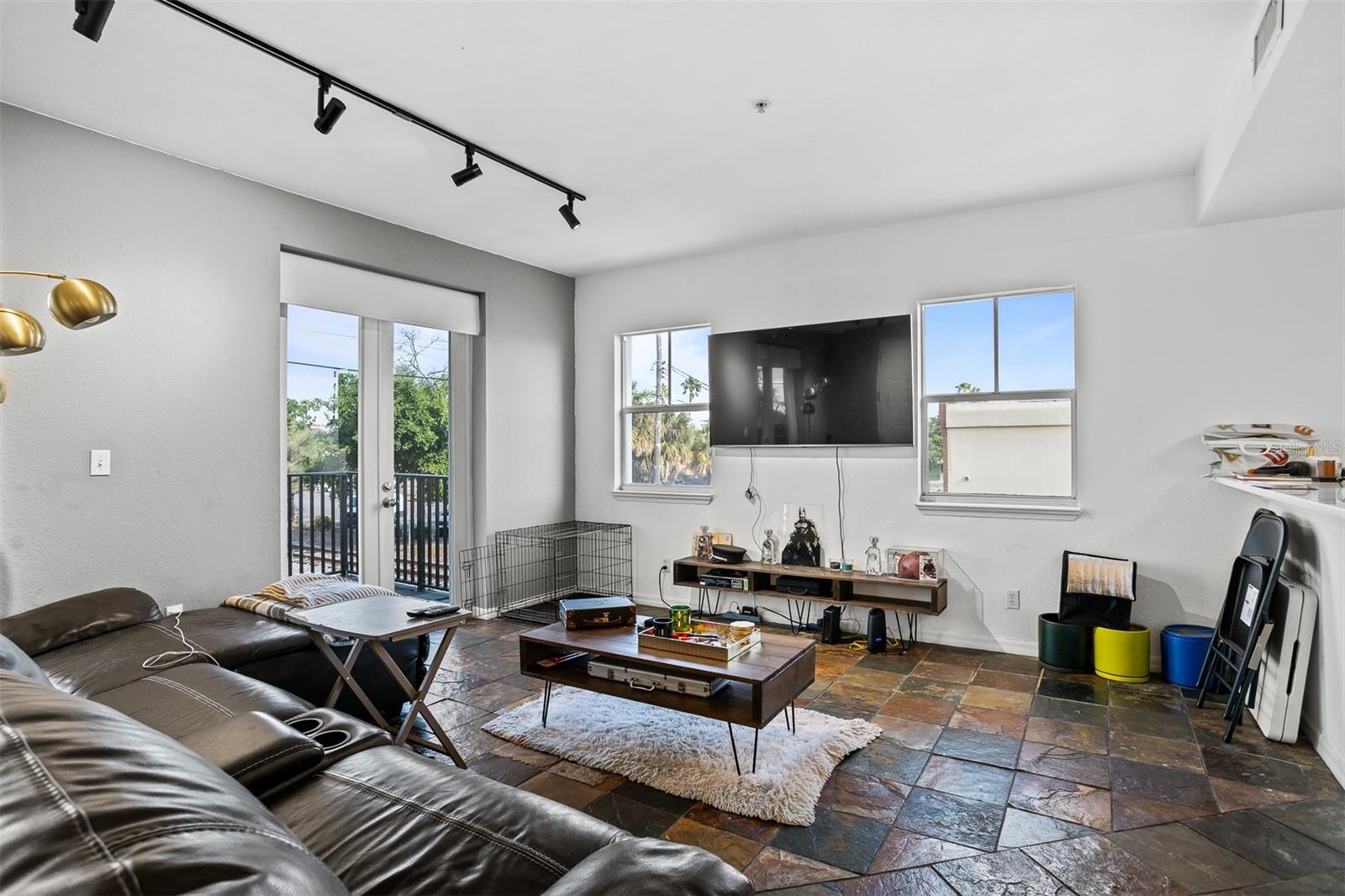 2002 E 5TH AVENUE 201