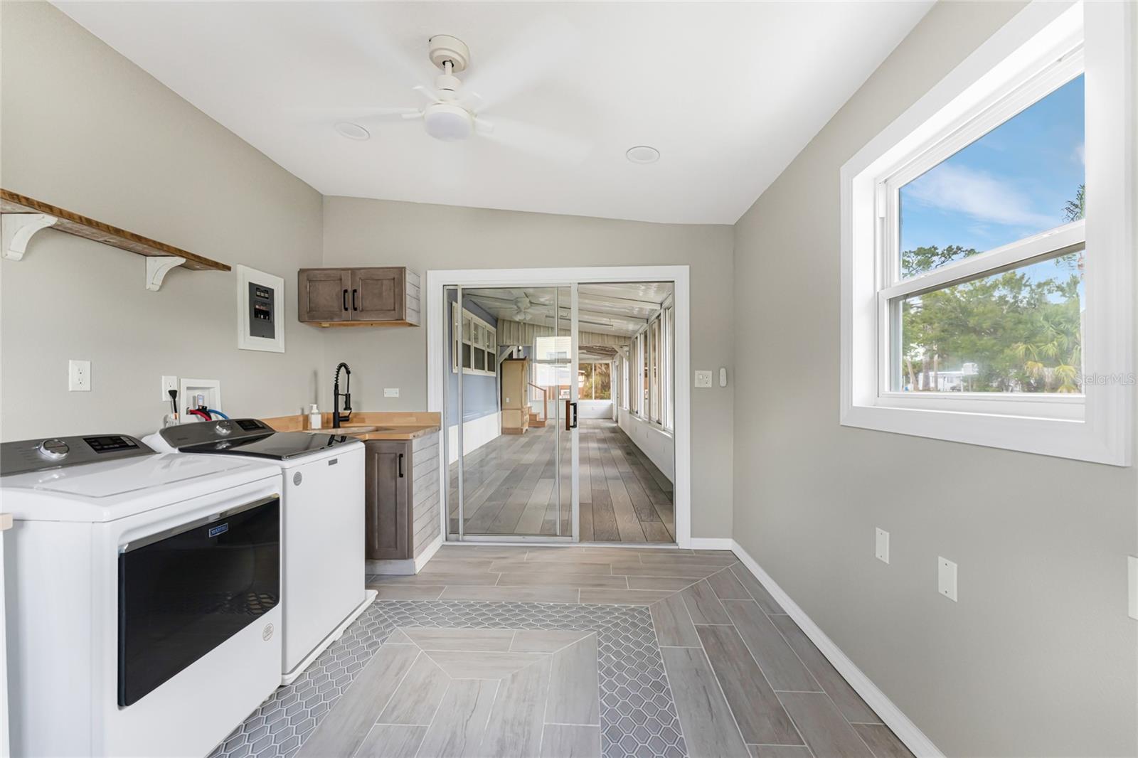 SPRING LAKE ADD - Residential