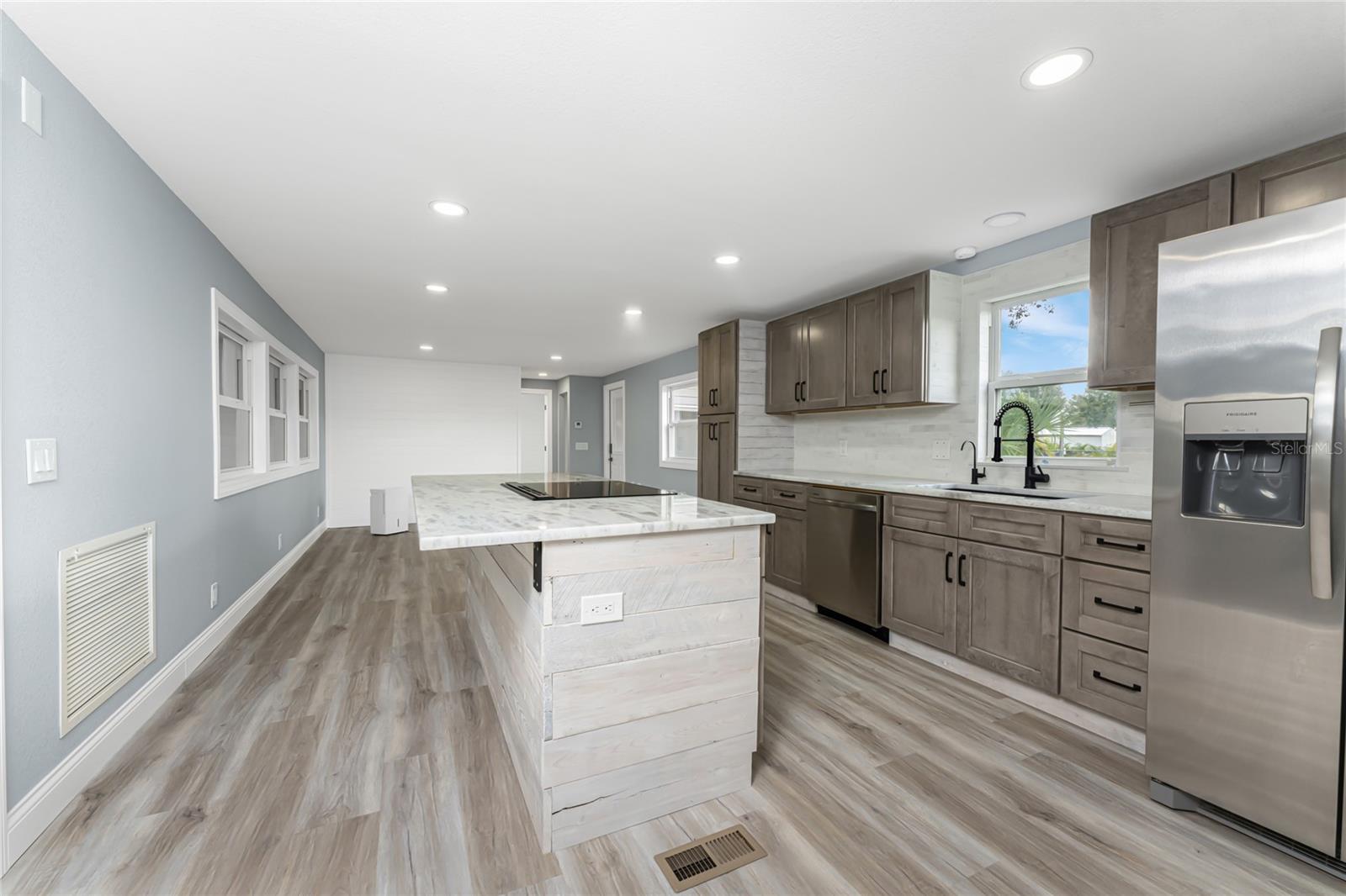 SPRING LAKE ADD - Residential