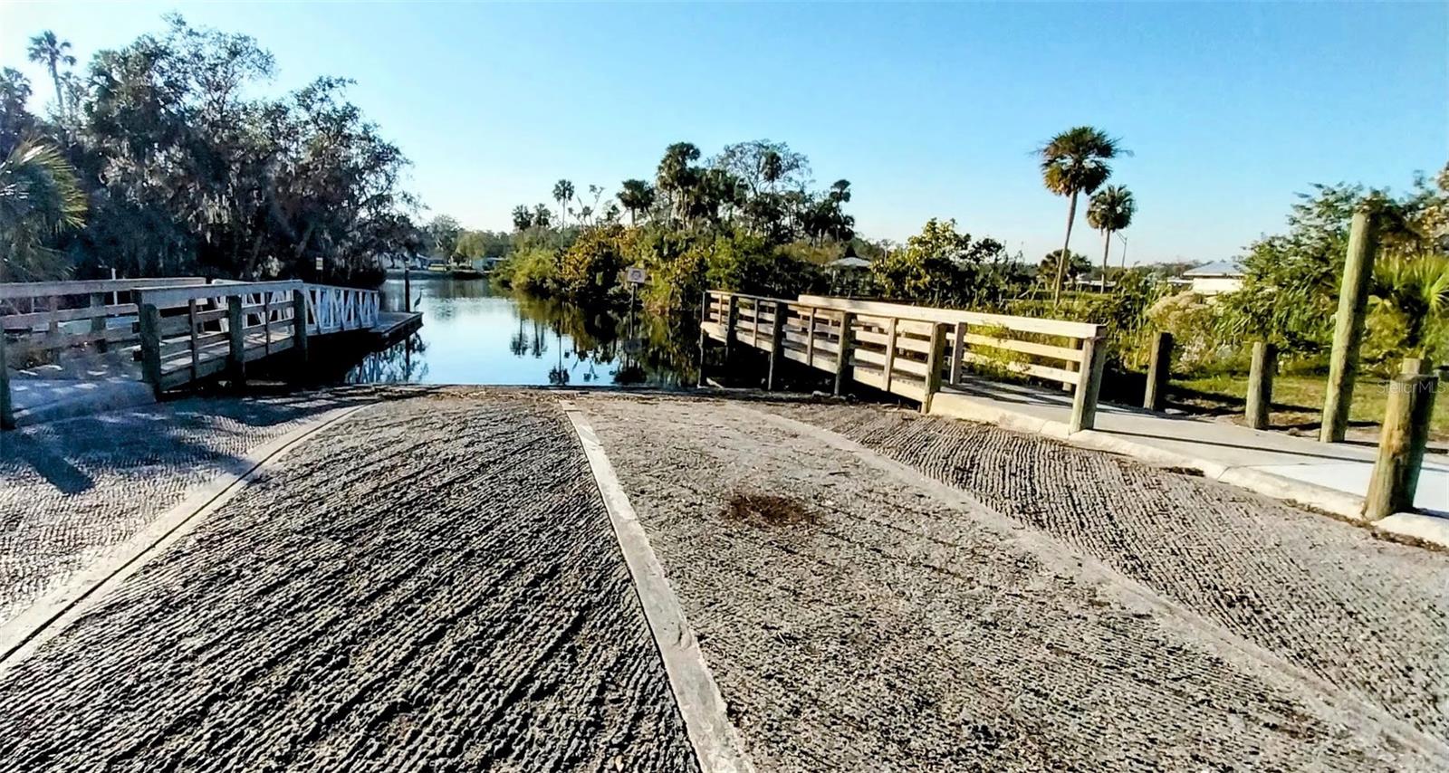 CARMANS CASA DEL RIO - Land