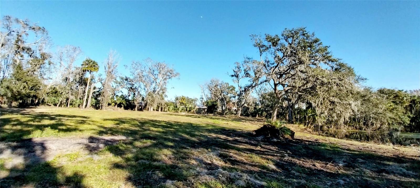 CARMANS CASA DEL RIO - Land