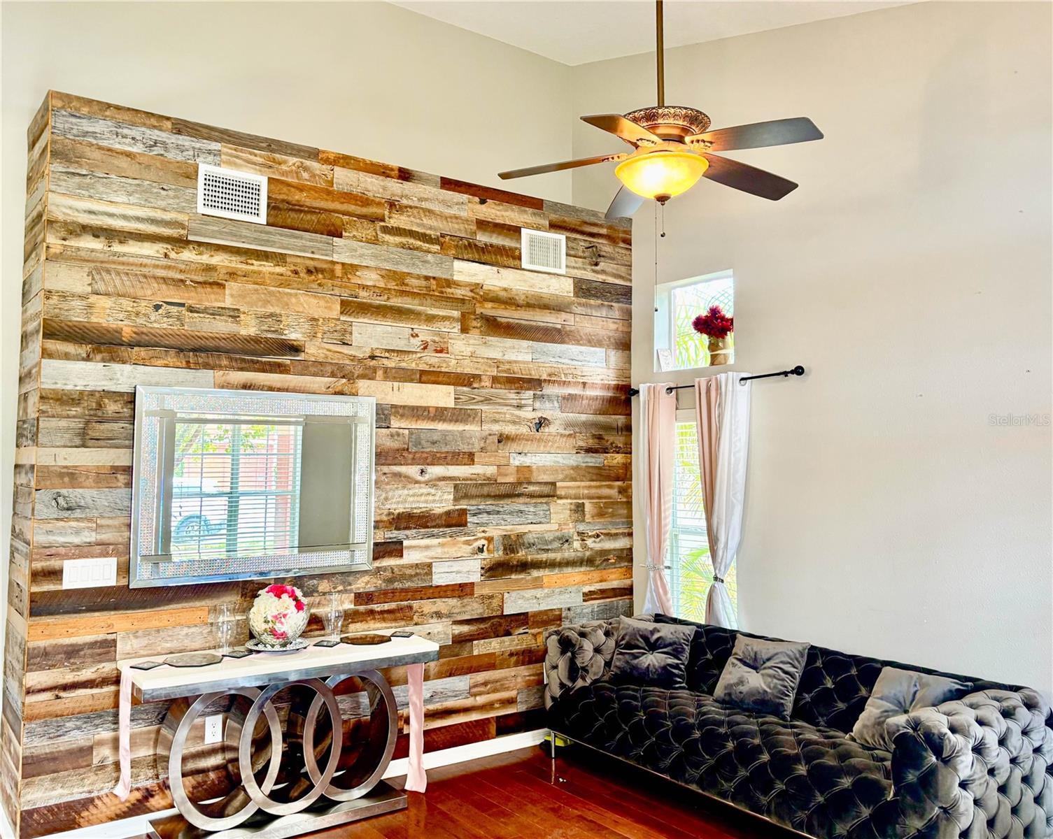 11153 SHELTER COVE LOOP
