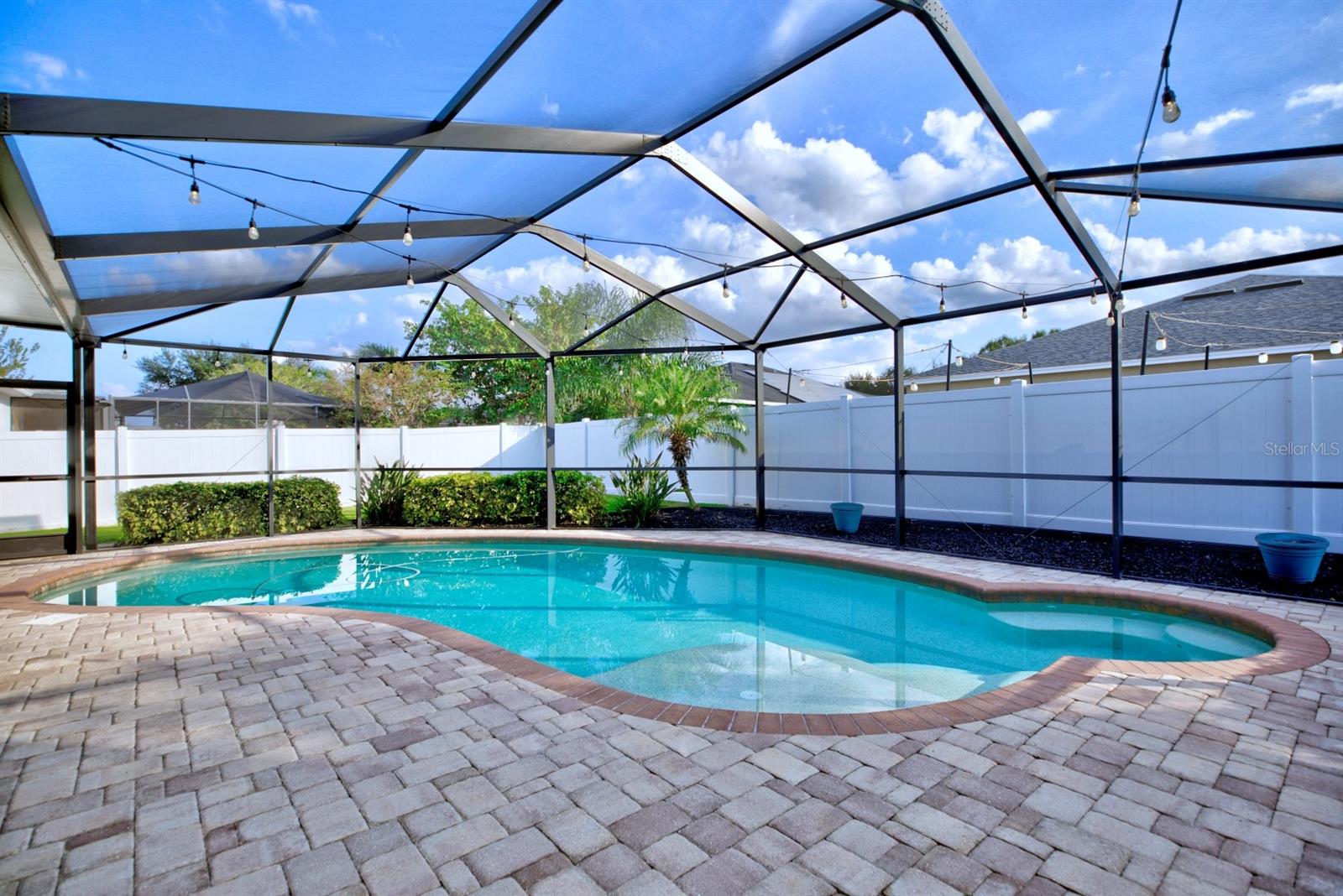 HARTFORD ESTATES - Residential Lease