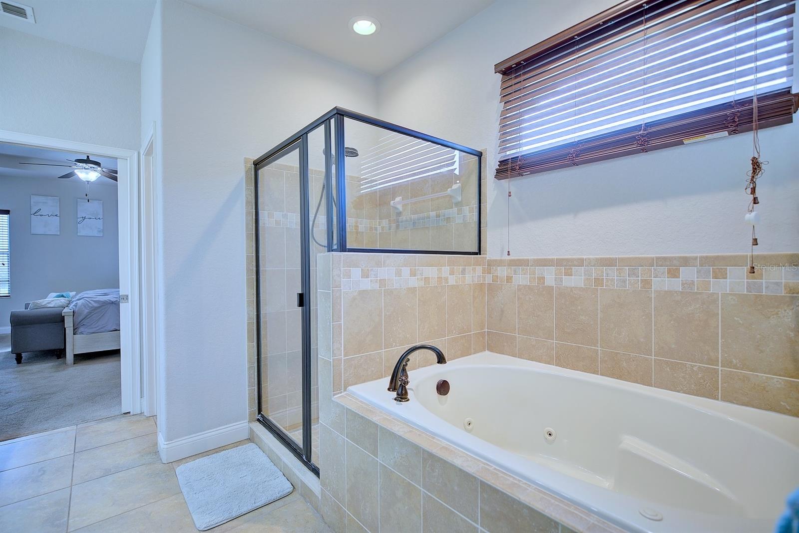 HARTFORD ESTATES - Residential Lease