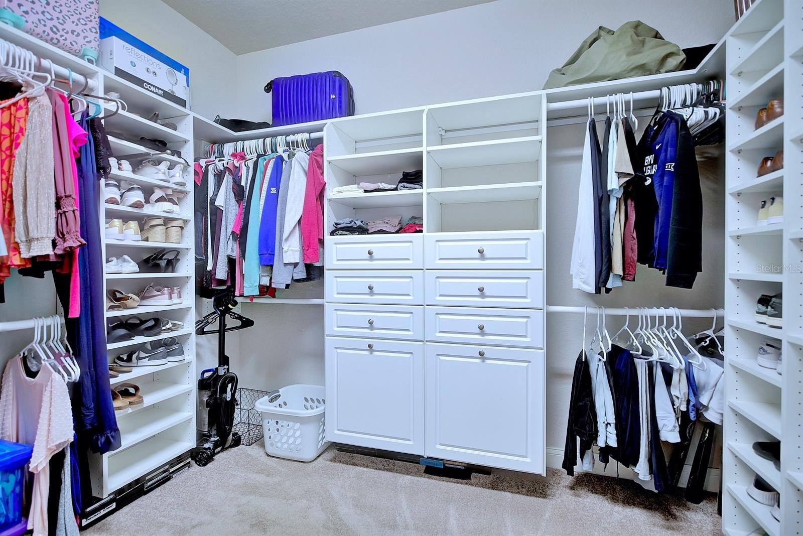 HARTFORD ESTATES - Residential Lease