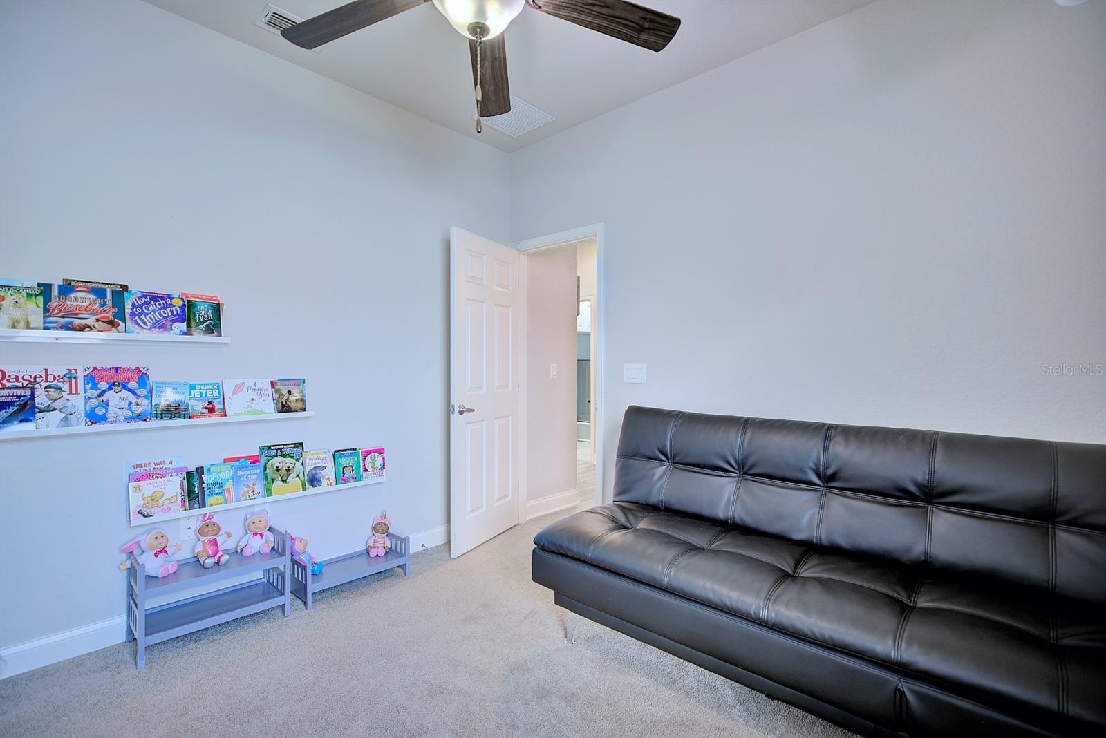 HARTFORD ESTATES - Residential Lease