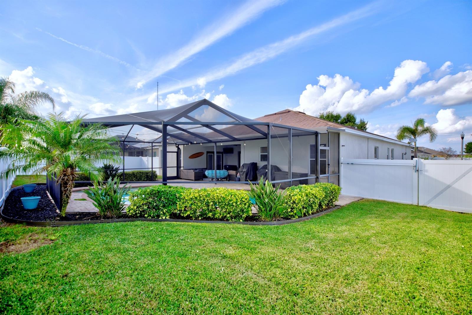 HARTFORD ESTATES - Residential Lease