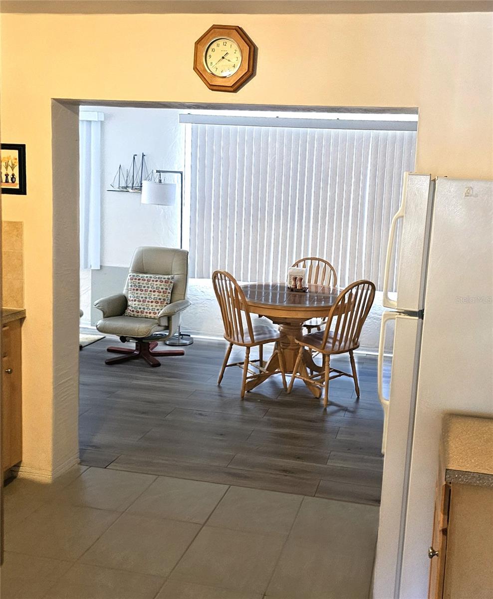 ON TOP OF THE WORLD - Residential