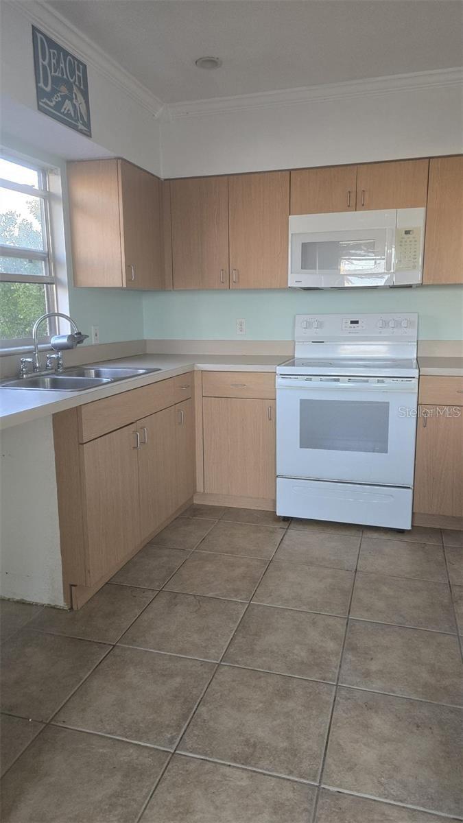 PAGES REP OF MITCHELLS BEACH - Residential Lease