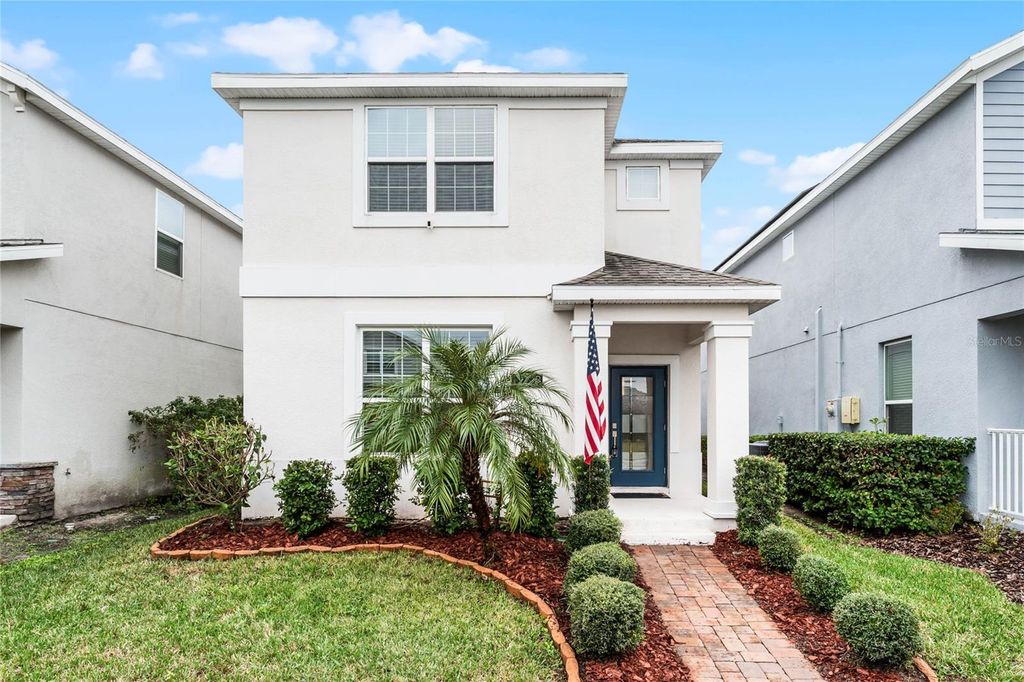 Photo of 12128 Illustration Drive, Orlando, FL 32832 (MLS # S5150024)